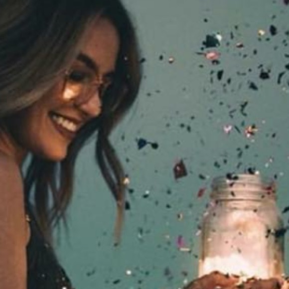 Meet the Posher Other - Meet your Posher, Cara